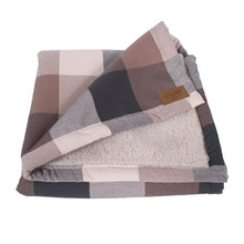 Load image into Gallery viewer, Pendleton® - Cotton Plaid Crate Blanket/Couverture en coton à carreaux