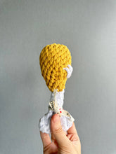 Charger l'image dans la galerie, Knotty Pawz - Clucky Drumstick Dog Toy/Jouet pour chien en forme de pilon de poulet