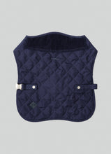 Charger l'image dans la galerie, Hackett x Hugo Hudson - Navy Quilted Dog Jacket/Blouson matelassée bleu marine pour chien