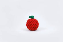 Load image into Gallery viewer, Knotty Pawz - Handmade Fruit and Vegetable Macrame Rope Toys/Jouets en corde de macramé faits à la main avec des fruits et des légumes