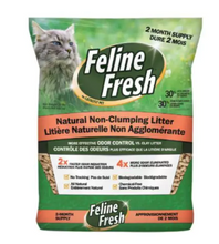 Charger l'image dans la galerie, Feline Fresh® Natural Pine Non-Clumping Pellet Cat Litter/Litière pour chat en granulés non agglomérants en pin naturel
