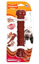 Charger l'image dans la galerie, Nylabone® Power Chew - Basted Blast Textured Bone Bacon & Steak Flavor/Bacon texturé Basted Blast, saveur steak