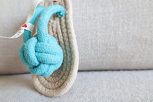 Charger l'image dans la galerie, Knotty Pawz - Sustainable Slipper Rope Toys for Dogs/Jouets durables en corde pour chiens