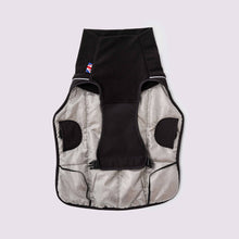 Load image into Gallery viewer, Hugo & Hudson - Thermal Self Heating Dog Jacket - Black/Veste autochauffante thermique pour chien - Noir