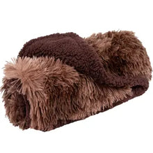 Load image into Gallery viewer, Waterproof Faux Fur Pet Blanket/Couverture imperméable en fausse fourrure pour animaux de compagnie