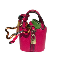 Load image into Gallery viewer, Puppy Barkin™ - Waste Bag Holder/Porte-sac à déchets