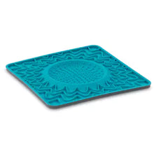 Charger l'image dans la galerie, Messy Mutts Framed Silicone Interactive Licking Mat 10x10