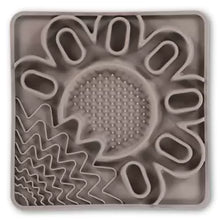 Charger l'image dans la galerie, Messy Mutts Framed Silicone Interactive Licking Mat 10x10