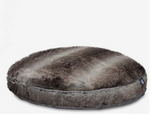 Charger l'image dans la galerie, Round Faux-Fur Reversible 36" Dog Bed