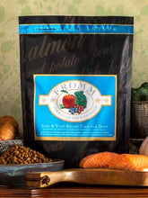 Load image into Gallery viewer, Fromm® Four Star Nutritionals® Dry Dog Food/Nourriture sèche pour chiens