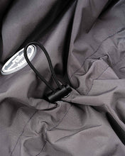 Load image into Gallery viewer, Hugo &amp; Hudson - Winter Dog Snowsuit - Grey/Hugo &amp; Hudson - Combinaison d&#39;hiver pour chien - Gris
