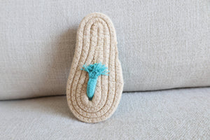 Knotty Pawz - Sustainable Slipper Rope Toys for Dogs/Jouets durables en corde pour chiens