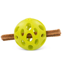 Load image into Gallery viewer, Totally Pooched Huff'n Puff - Rubber Ball/Balle en caoutchouc
