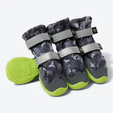 Charger l'image dans la galerie, Spark Paws - Camo Dog Boots/Bottes pour chiens camouflage
