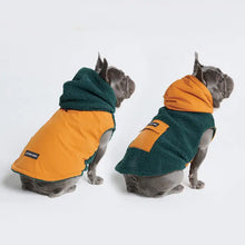 Charger l&#39;image dans la galerie, Spark Paws® Reversible Jacket - Green and Orange/Veste Réversible - Vert et Orange
