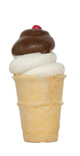 Load image into Gallery viewer, Bosco &amp; Roxy I Ruv Ice Cream Cones - Classic
