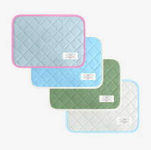Load image into Gallery viewer, Puppy Gallery™ - Airy Cooling Mat/Tapis de refroidissement
