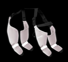Load image into Gallery viewer, Canada Pooch® Suspender Boots/Bottes à bretelles
