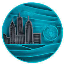 Load image into Gallery viewer, Messy Mutts - Silicone Interactive Slow Feeding Bowl/Bol interactif en silicone pour alimentation lente (8X8)
