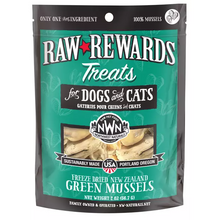 Load image into Gallery viewer, Northwest Naturals™ - Freeze-dried Treats/Friandises lyophilisées
