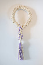 Load image into Gallery viewer, Knotty Pawz - Macrame Tug Toys for Puppies/Jouets à tirer en macramé pour chiots
