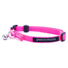 Load image into Gallery viewer, Smoochy Poochy - Cat Collars/Colliers pour chats
