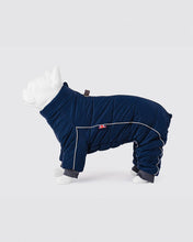 Load image into Gallery viewer, Hugo &amp; Hudson - Dog Snowsuit - Navy/Combinaison de neige pour chien - Bleu marine
