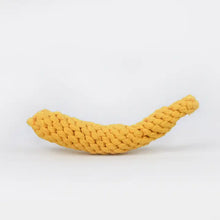 Load image into Gallery viewer, Monli - Handmade Fruit and Vegetable Macrame Rope Toys/Jouets en corde de macramé faits à la main avec des fruits et des légumes
