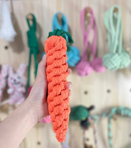 Knotty Pawz - Handmade Large Carrot Rope Toy/Jouet en corde de carotte de grande taille fait à la main