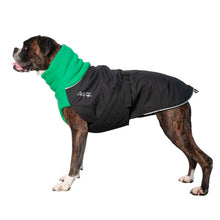 Charger l&#39;image dans la galerie, Chilly Dogs Great White North Winter Coat (Standard Sizes)
