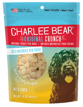 Charger l&#39;image dans la galerie, Charlee Bear Original Crunch (16oz) Natural Treats for Dogs (with Grains)
